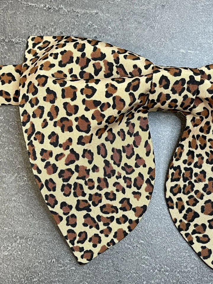 Pajarita de leopardo de gran tamaño estilo vintage años 70 estampado animal boda graduación regalo Foto 2 de 3