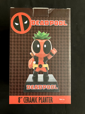 Deadpool 8'' Ceramic Planter