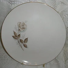 S Made in USA Sabin Dinner Plate Brown Tan Rose Gold Trim Blue Flowers Roses