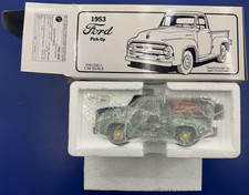 FIRST GEAR 1:34 1953 Ford Pick-Up Dr. Pepper 19-2185 Diecast Vintage NIB