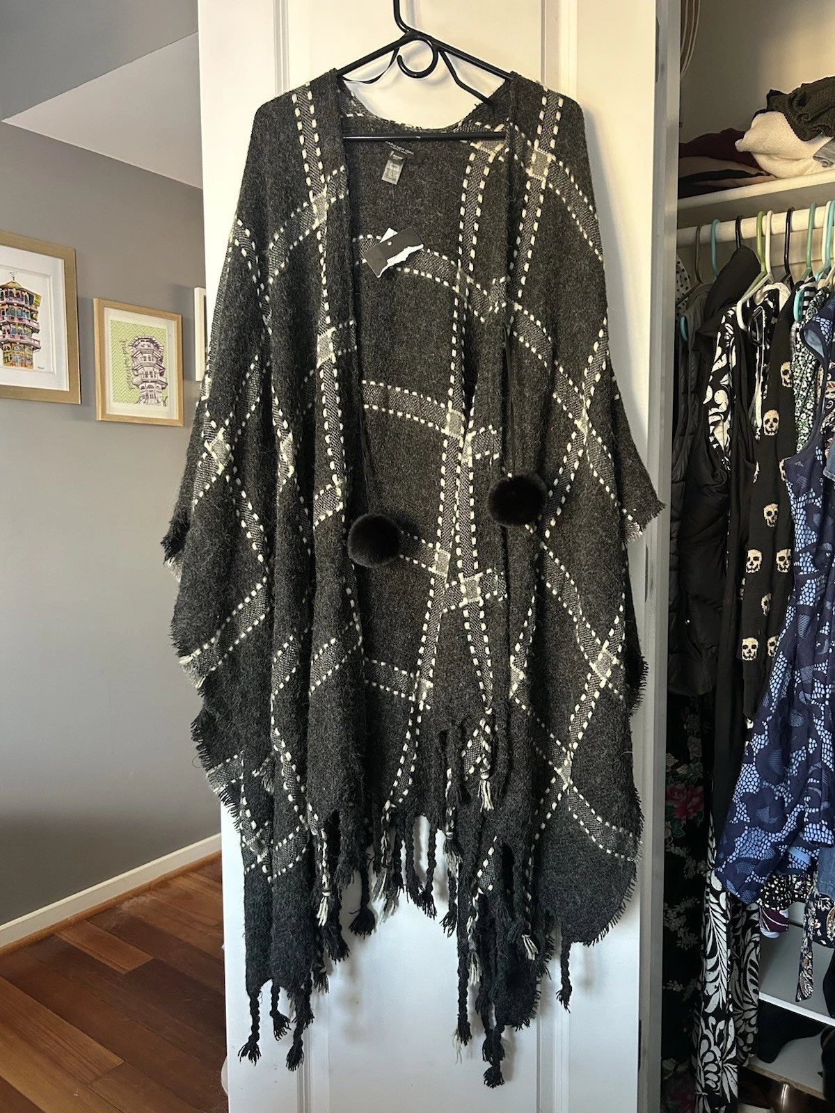 NWT Andrew Marc New York Fringed Open Front Poncho Cape Shawl Women’s One Size