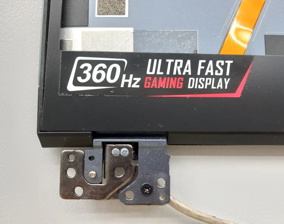 MSI GE66 Raider Display Abdeckung/Rahmen/Kamera/Set 541A418 S1F-0009210-B36 - Bild 3 von 4