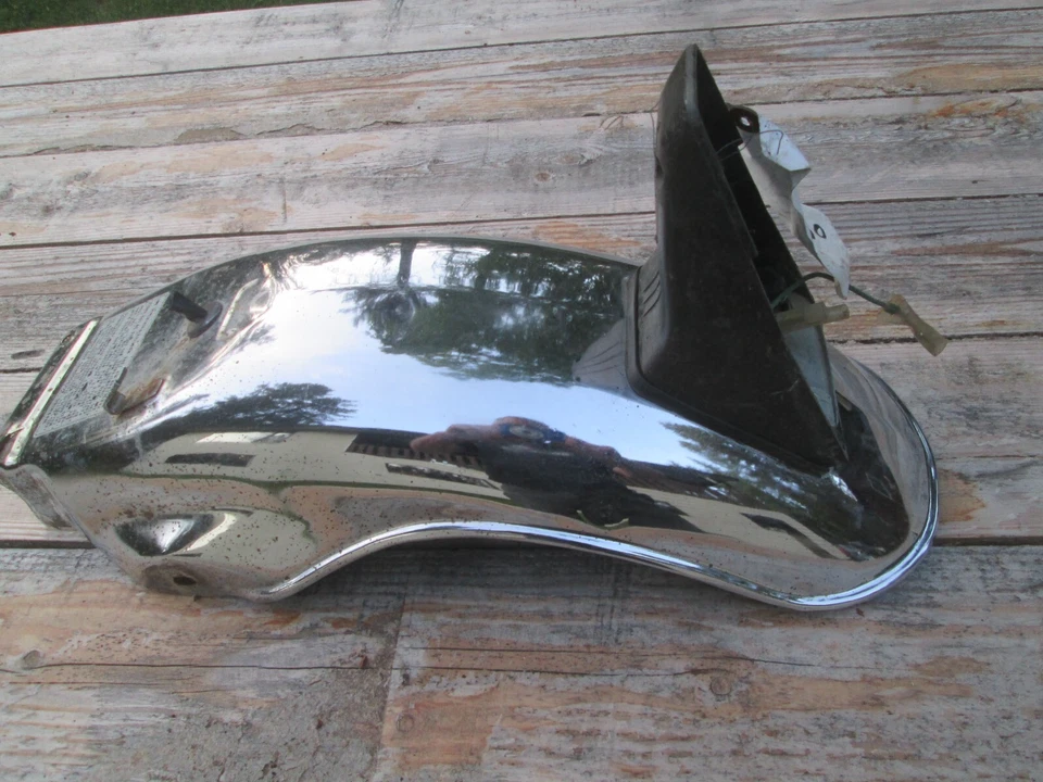 1978 - 1979 CB400A / CB400T11 HAWK 后挡泥板 80100-413-000 / 84702-413-003 — 第 2/4 张图片