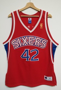 gold 76ers jersey