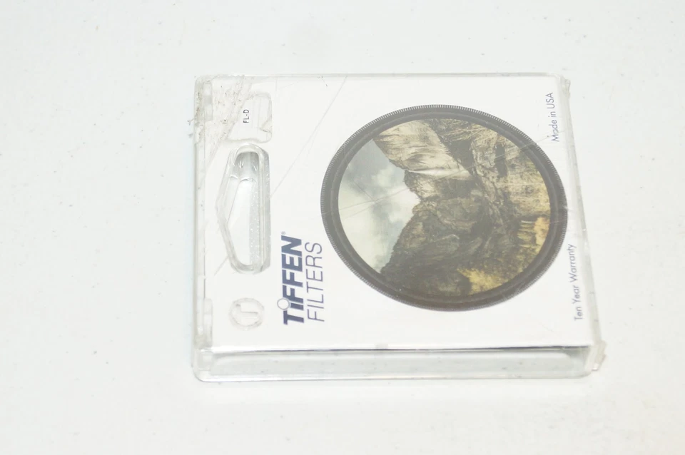 New Tiffen 49mm  FL-D Fluorescent Filter for Daylight Film (FLD) #49FLD - Image 2 of 4