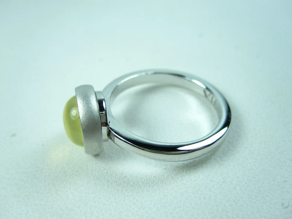 Nina Ricci Rhodium Plated Ring with Enamel - Size 7 0275 - Image 2 of 2