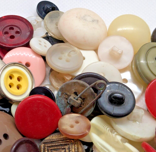 Lot Vintage Buttons Various Sizes, Colors & Designs for Sewing, Jewelry & Craft - Picture 10 of 19