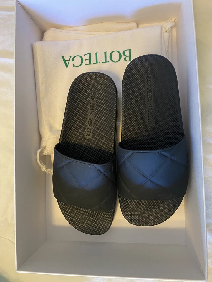Bottega Veneta Quilted Rubber Pool Slides Black Authentic Box Dust Bags - Sz 39 - image 2 of 4