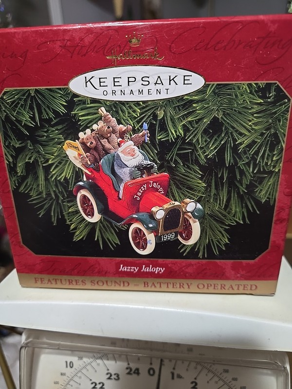 1999 Hallmark Keepsake Christmas Ornament "Jazzy Jalopy" Battery Operated Sound