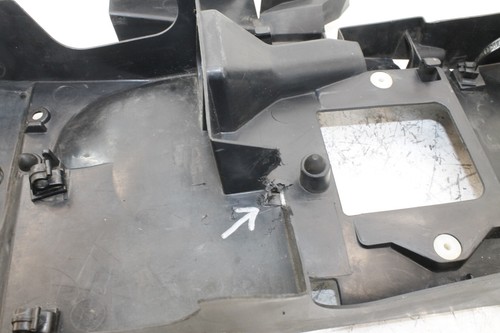 99-02 R6 UNDERTAIL UNDER TAIL BATTERY TRAY TREY PLASTIC SUB FRAME BROKEN!!! - Picture 4 of 24