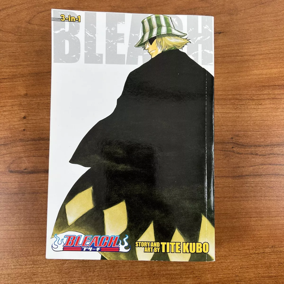 Bleach (3-in-1 Edition), Vol. 1: Includes vols. 1, 2 & 3 (1)