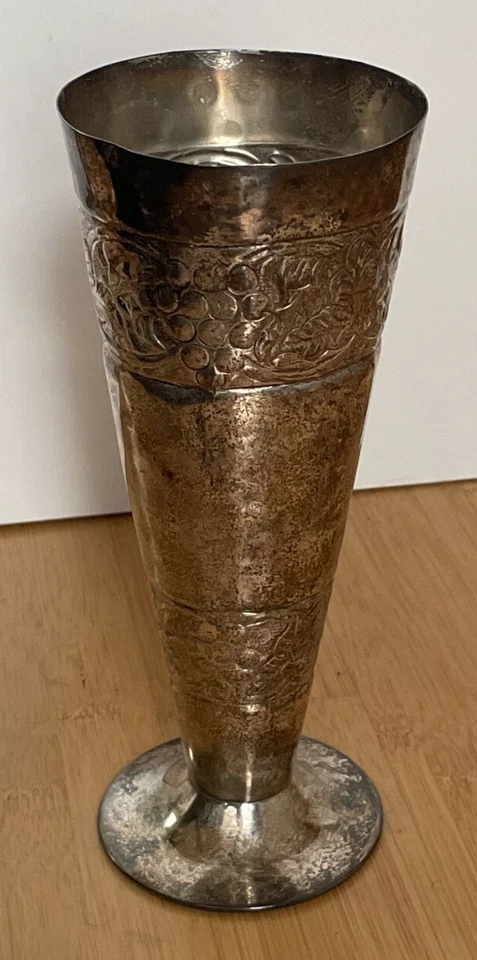 Vase Pokal versilbert Durchmesser ca. 9,8cm Höhe ca. 23cm neu