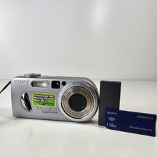 Sony Digital Camera Cybershot DSC-P10 5.0MP Silver Tested - Battery Card
