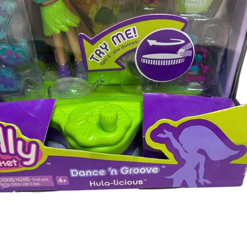 Polly Pocket Dance n' Groove Hula-licious Kerstie 12 Piece Doll & Accesory Set - Picture 4 of 5