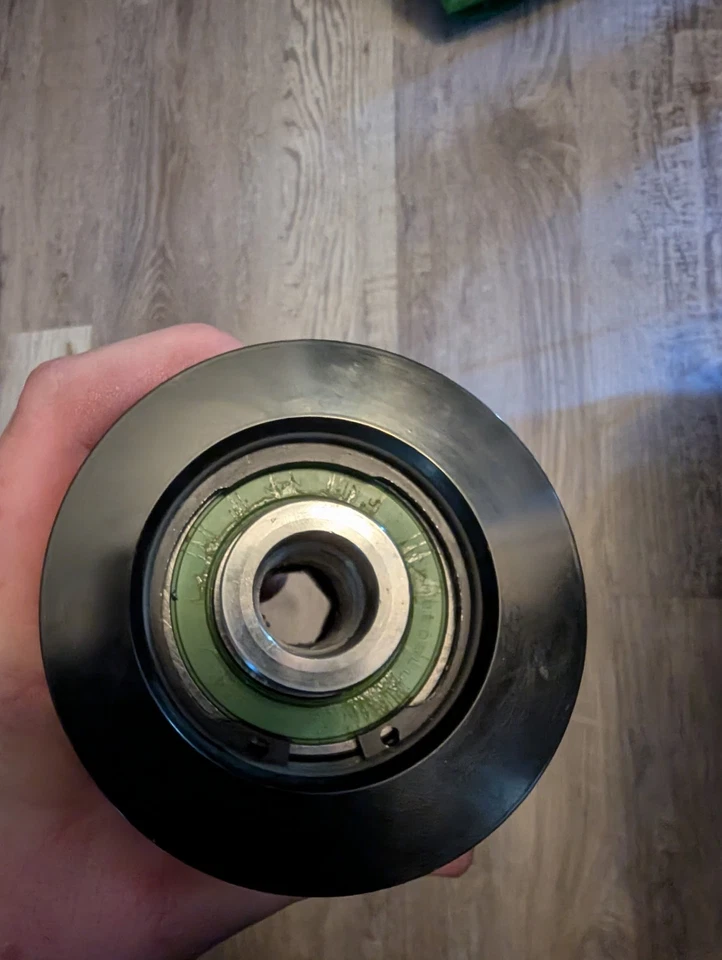 Polea sobrealimentadora Shelby Mustang GT500 2020-2022 stock Predator KR3E 6J022 BA Foto 3 de 3