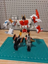 HZX  Third Party Superion Aerialbots Figure Transformers Combiner Incomplete