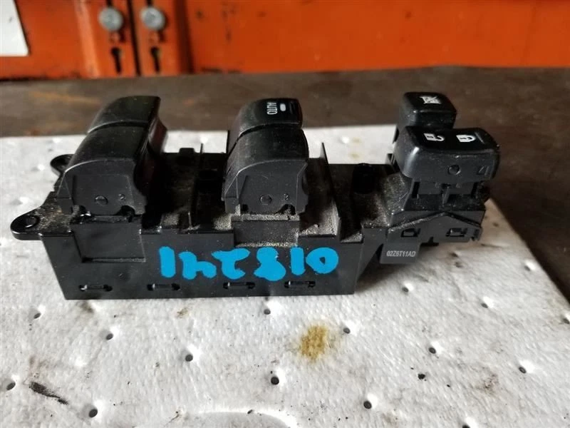 2017 三菱 Mirage 前门开关 579909 — 第 2/4 张图片