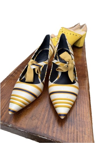 Tory Burch  women shoes , Runway Collection, 8.5 M , Stripped.