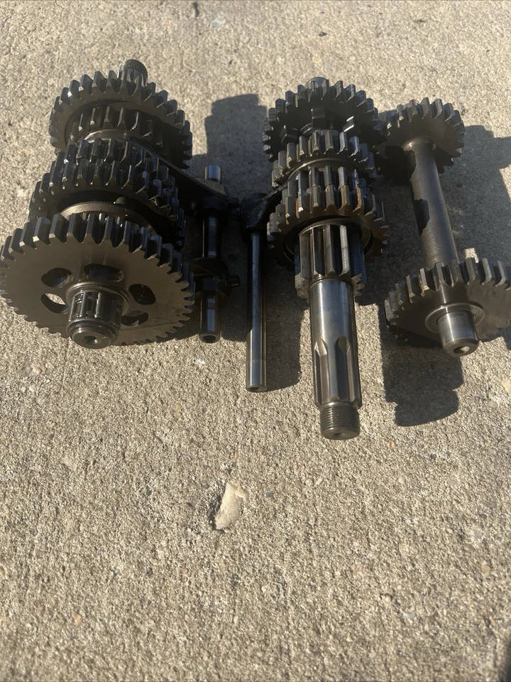 Kawasaki Bayou 220 1990 transmisión engranajes ejes 13127-1152 Foto 3 de 3