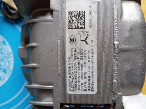 Bosch / Siemens Waschmaschinenmotor P.N.: 9001032939