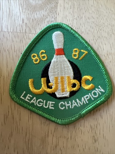 33 Patchs De Bowling Vintage WIBC + 2 épingles - Collection USA