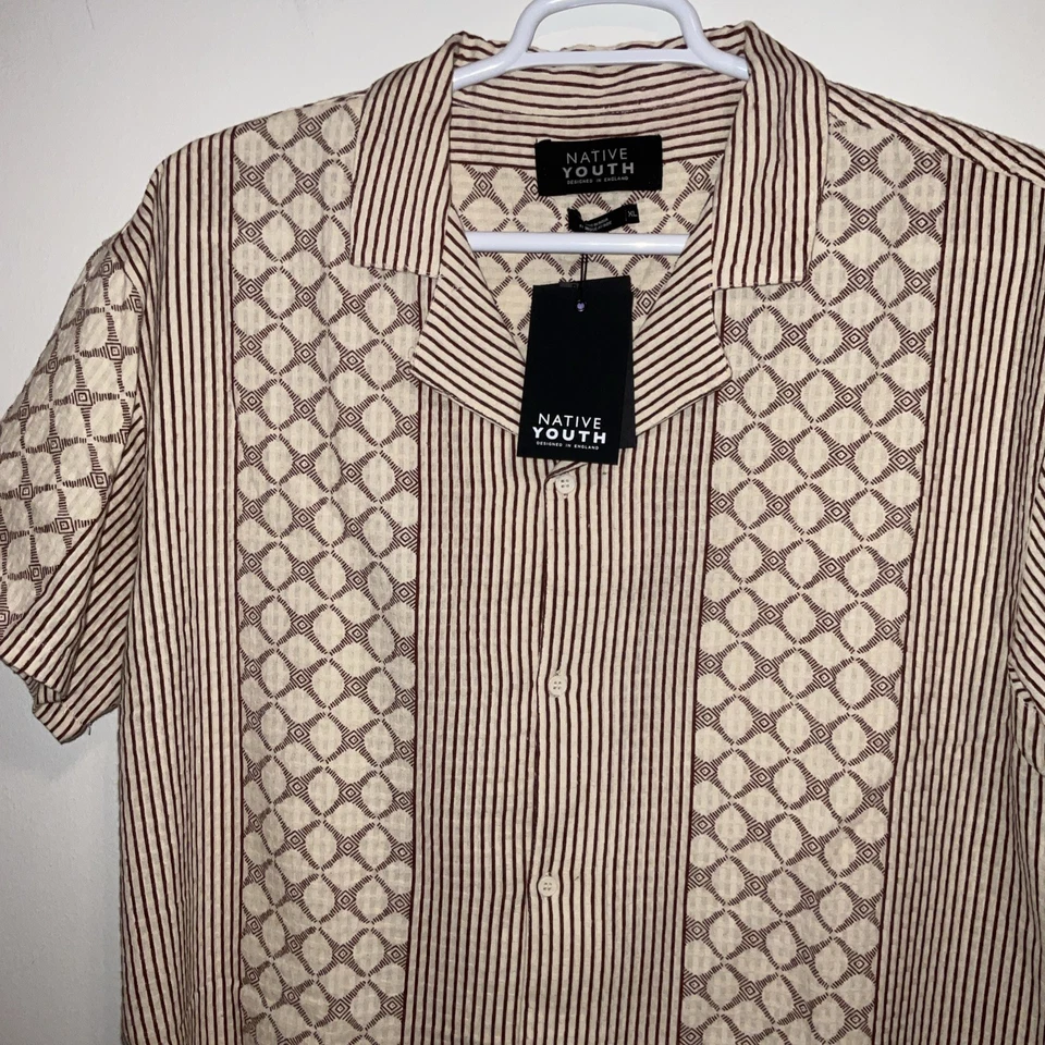 NATIVE YOUTH URBAN OUTFITTERS CREAM BROWN SEERSUCKER ENGLAND DESIGN SHIRT XL NWT - Image 3 of 4