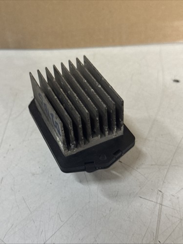 Discovery 2 Td5 Diesel 2002-04 Heater Blower Rheostat Resistor JGN100011 (A1) - Picture 6 of 6