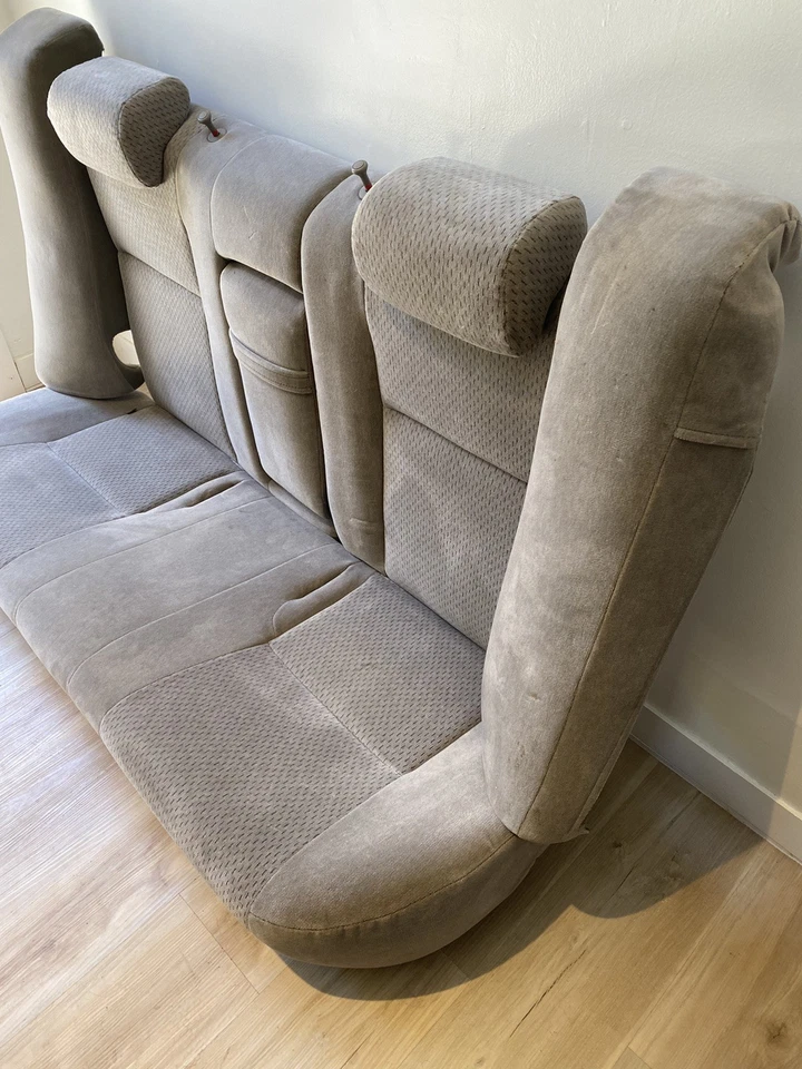 2004 2005 2006 Toyota Camry Rear Cloth seat - Image 2 of 4