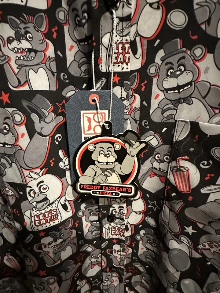 Camisa Five Nights At Freddy's FNAF RSVLTS XL NUEVA Halloween Horror Nights HHN Foto 4 de 4