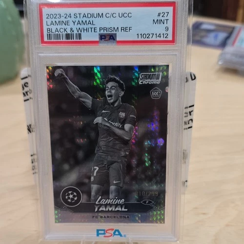 Topps Stadium Club Chrome UCL 2023-24 Lamine Yamal #27 B&amp;W Prism PSA 9 /299