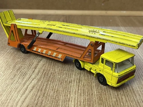 MATCHBOX SUPER KINGS K-11 DAF CAR TRANSPORTER VINTAGE 197O'S DIE CAST MODEL