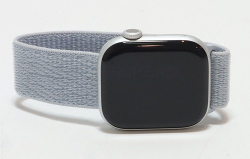 Apple Watch Series 10 Aluminum 42mm (GPS) Silver w/ Light Blue Band - Afbeelding 7 van 15