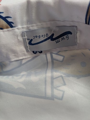 Kansas City Royals Baseball hawaiian button down M/L Shirt BWM Global Polyester - Picture 2 of 15