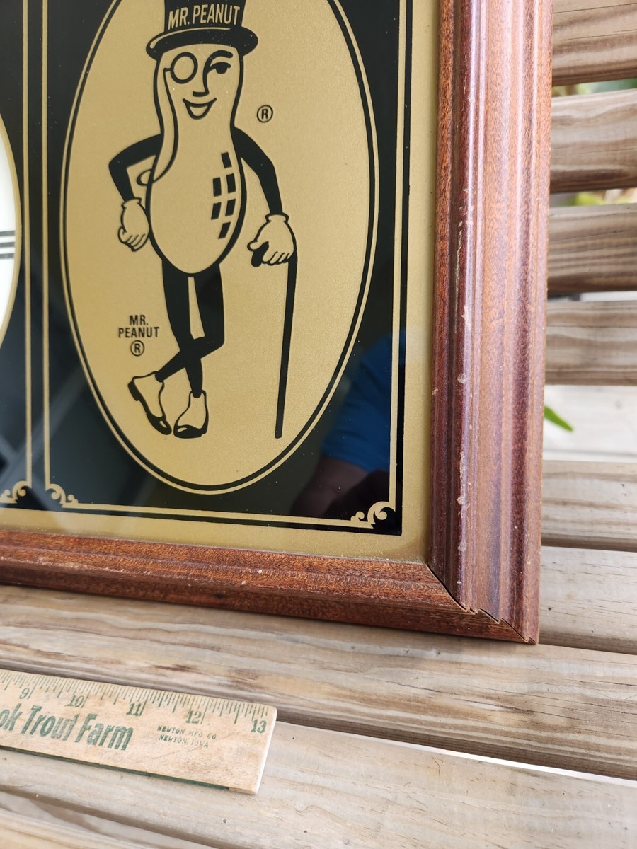 RARE Vintage Planters -Mr Peanut Wall Clock Chapin Clocks 1993
