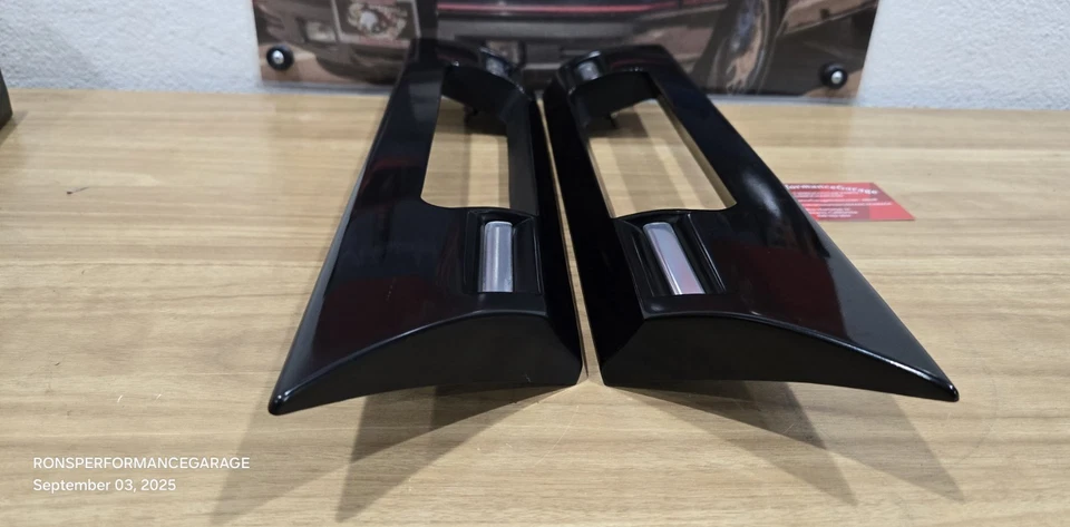 Par de molduras de guardabarros Ford Thunderbird Mercury Cougar 1987-1988 5,0 Sport XR7 87 88 Foto 4 de 4