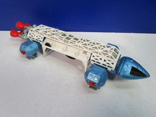 vintage DINKY TOYS SPACE 1999 EAGLE FREIGHTER diecast 1974 gerry anderson BLUE