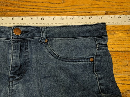1822 Blue Jeans Size 10 Denim Stretch Medium Wash Mid Rise Cropped Cut #50843 - Picture 5 of 11