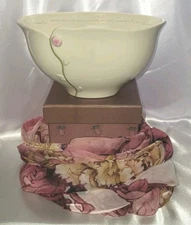 Simply Said Lenox 7" Porcelain Bowl Sandra Magsamen Inscription  Small Flower