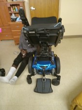 QUANTUM J4 POWER CHAIR,Gently Used, In Great Condition Asking 1,300 O.B.O