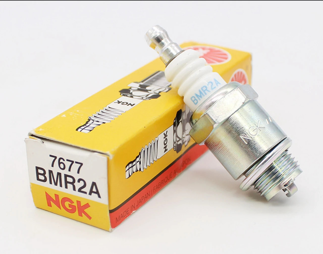 NGK 7677 BMR2A STANDARD SPARK PLUG FITS 4013 BMR2A Kawasaki Mule 2510/2520/2500