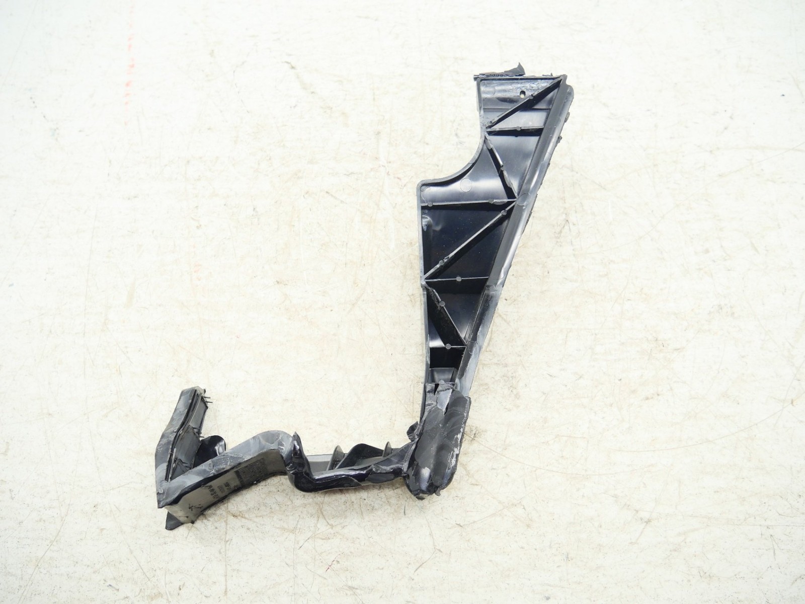 McLaren 570S 2016-2021 Left Sill bracket P/N 13A2816CP