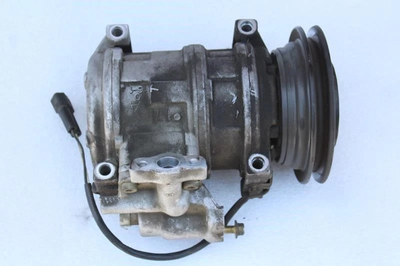 Compresor de aire acondicionado Plymouth Acclaim 1994 2,5 L 4741892 Foto 2 de 4