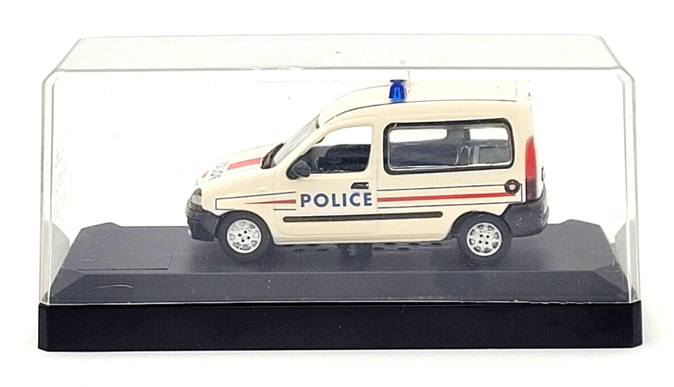 Verem Solido Renault Kangoo Police Vehicle V286 Collectible Diecast 1/43 White - Image 3 of 4