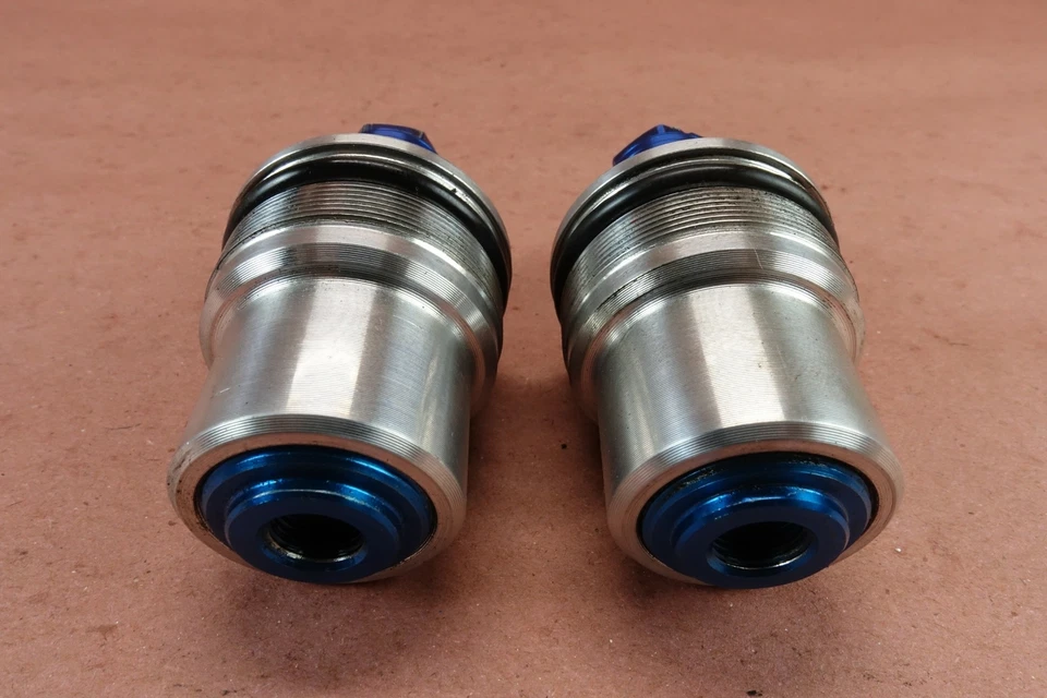 Tampas de perna de garfo dianteiro 1997-2007 YAMAHA YZF600R YZF 600 - Imagem 4 de 4