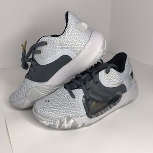under armour chaos shoes