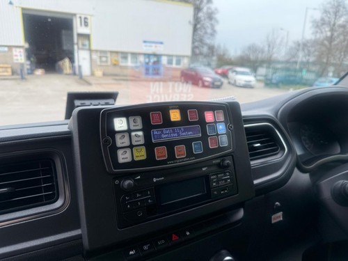 Renault Master Ambulance 2021 / 21 Reg - Picture 10 of 16