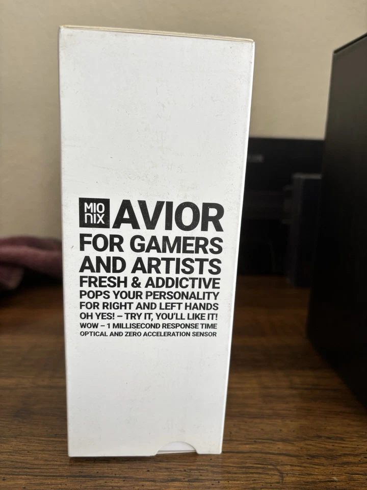 Mionix Avior Shark Fin 5000 DPI Left Or Right Hand New In Box - Image 2 of 4