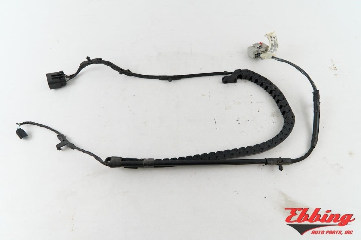 レラ Passenger R Sliding Door Feed Harness 68211872AA Fits 13-20 Dodge