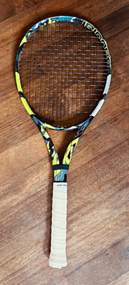Babolat Pure Aero Tennisschläger Midplus L2 Graphit besaitet Schwarz/Gelb/Weiß
