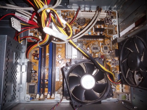 RICAMBI - COMPUTER E TV VARIO GENERE A SCELTA - Foto 67 di 69